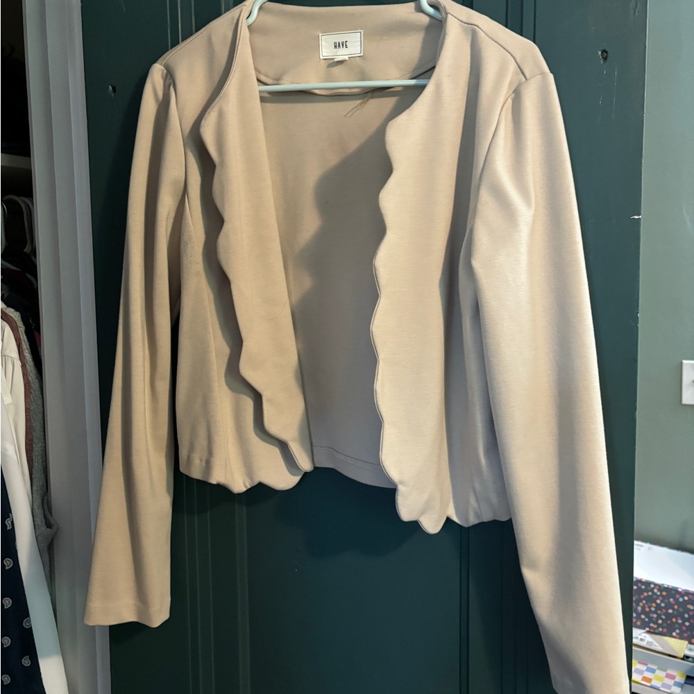 Chic Beige Scalloped Blazer